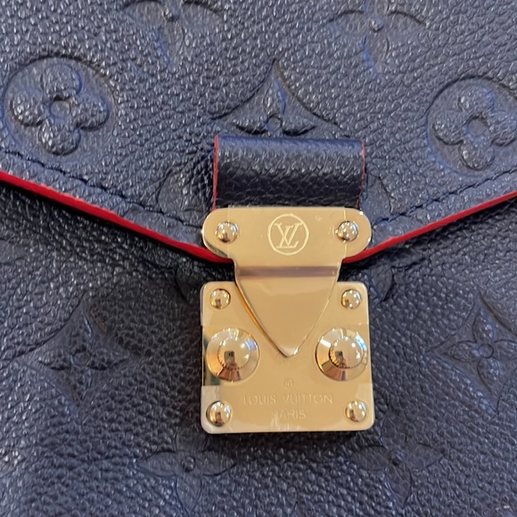 Louis Vuitton handbag, crossbody bag - Picture 3 of 7